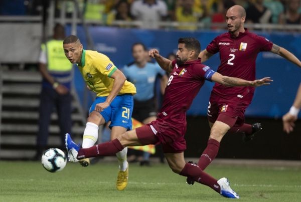 brasil x venezuela se enfrentam na arena pantanal para as eliminatorias da copa 2026